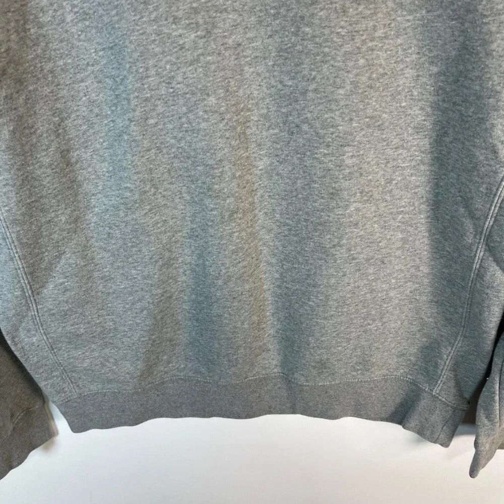 Nike Sportswear Club Fleece Crewneck Sweatshirt Gray Mens‎ Medium Swoosh Logo